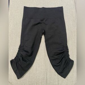 Lululemon In The Flow Crop II Heather Dee Coal. Sz 8.